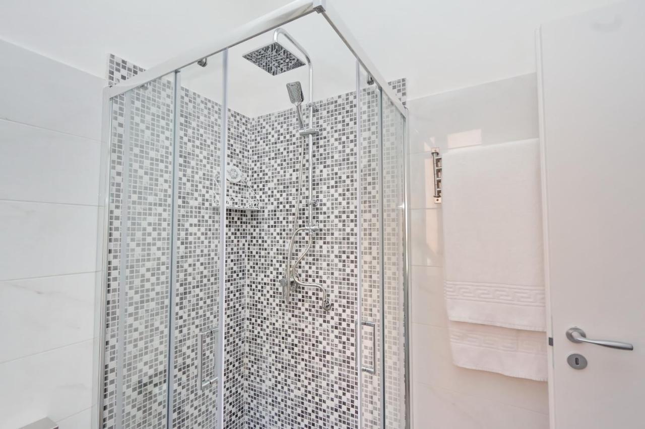Gasthof Deluxe And Chilling Jacuzzi Rom